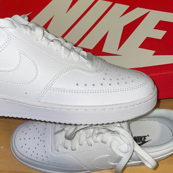 Nike Shoes - NIKE Shoes